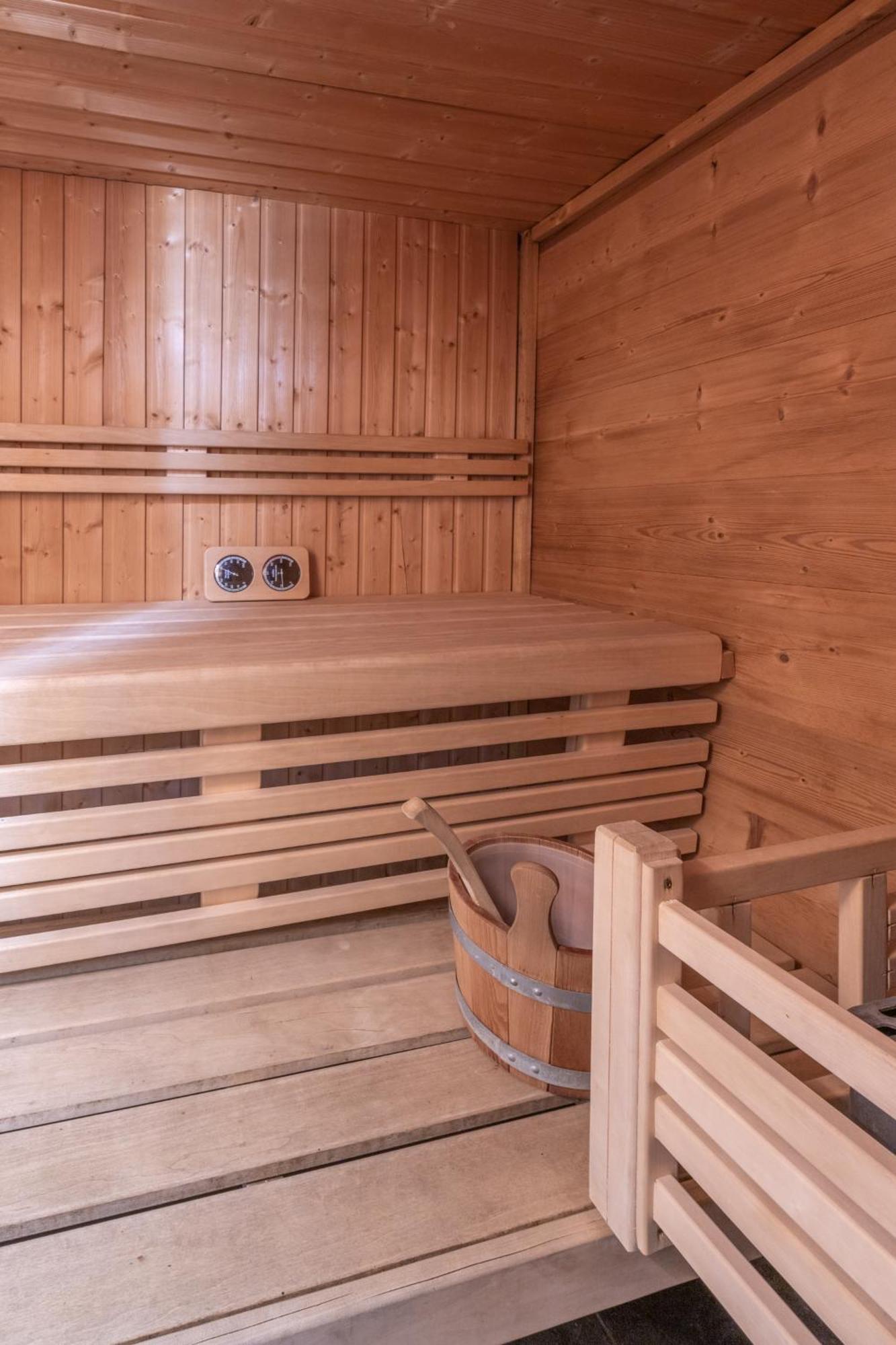 Chalet Alpe D'Huez 1850-Sea And Mountain Pleasure Avec 2 Appartements- 1 Appartement 3 Chambres 8 Couchages - 3 Salles D'Eau Et 1 Appartement 5 Chambres 12 Couchages 5 Salles D'Eau - Jacuzzi Et Sauna -Pieds Des Pistes Et Centre Esterno foto
