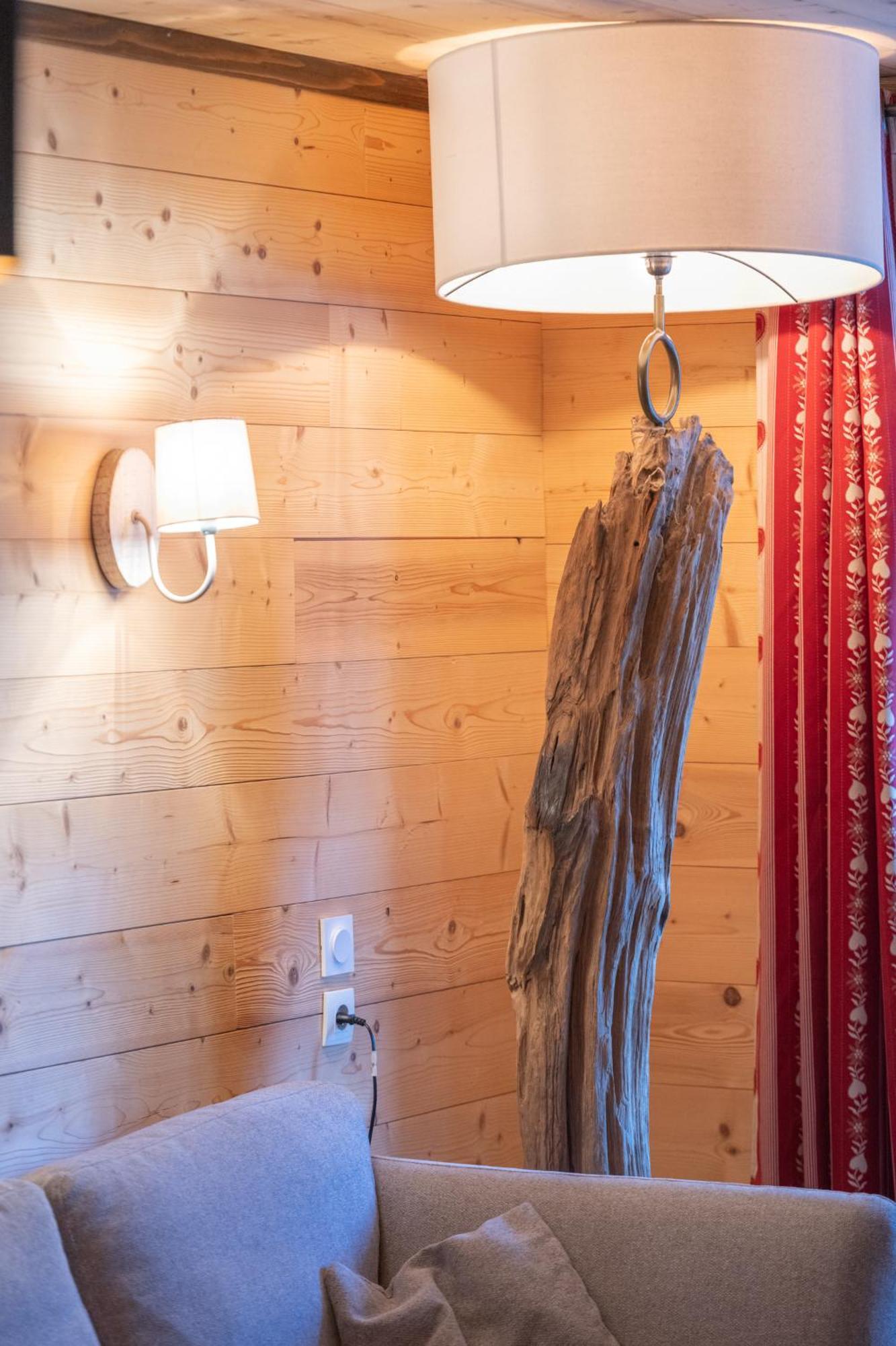 Chalet Alpe D'Huez 1850-Sea And Mountain Pleasure Avec 2 Appartements- 1 Appartement 3 Chambres 8 Couchages - 3 Salles D'Eau Et 1 Appartement 5 Chambres 12 Couchages 5 Salles D'Eau - Jacuzzi Et Sauna -Pieds Des Pistes Et Centre Esterno foto